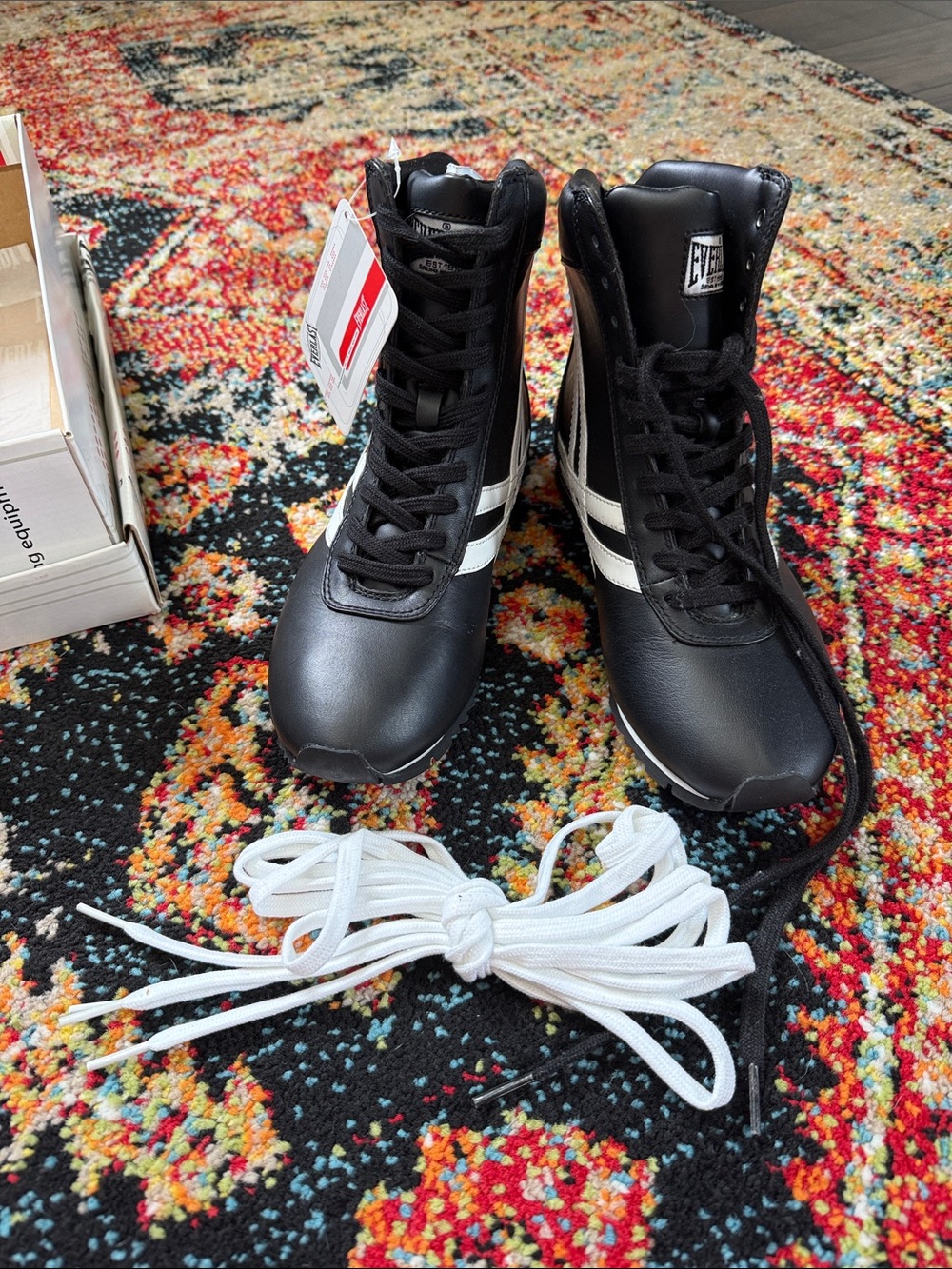 Everlast Black and White Drop Kick High Boxing Shoes - Women's - Picture 3 of 4